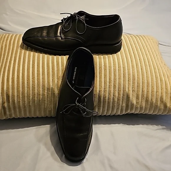 Allen Edmonds “Road Warriors” Split Toe Oxfords s-l400.jpg main image 3